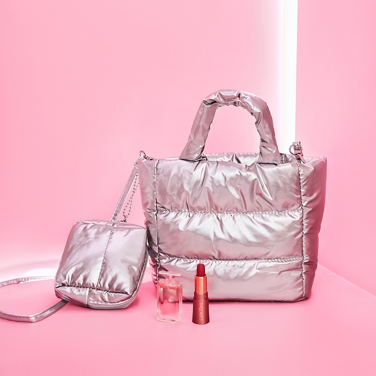 蘭蔻粉紅幸福快閃店的幸福3件禮。