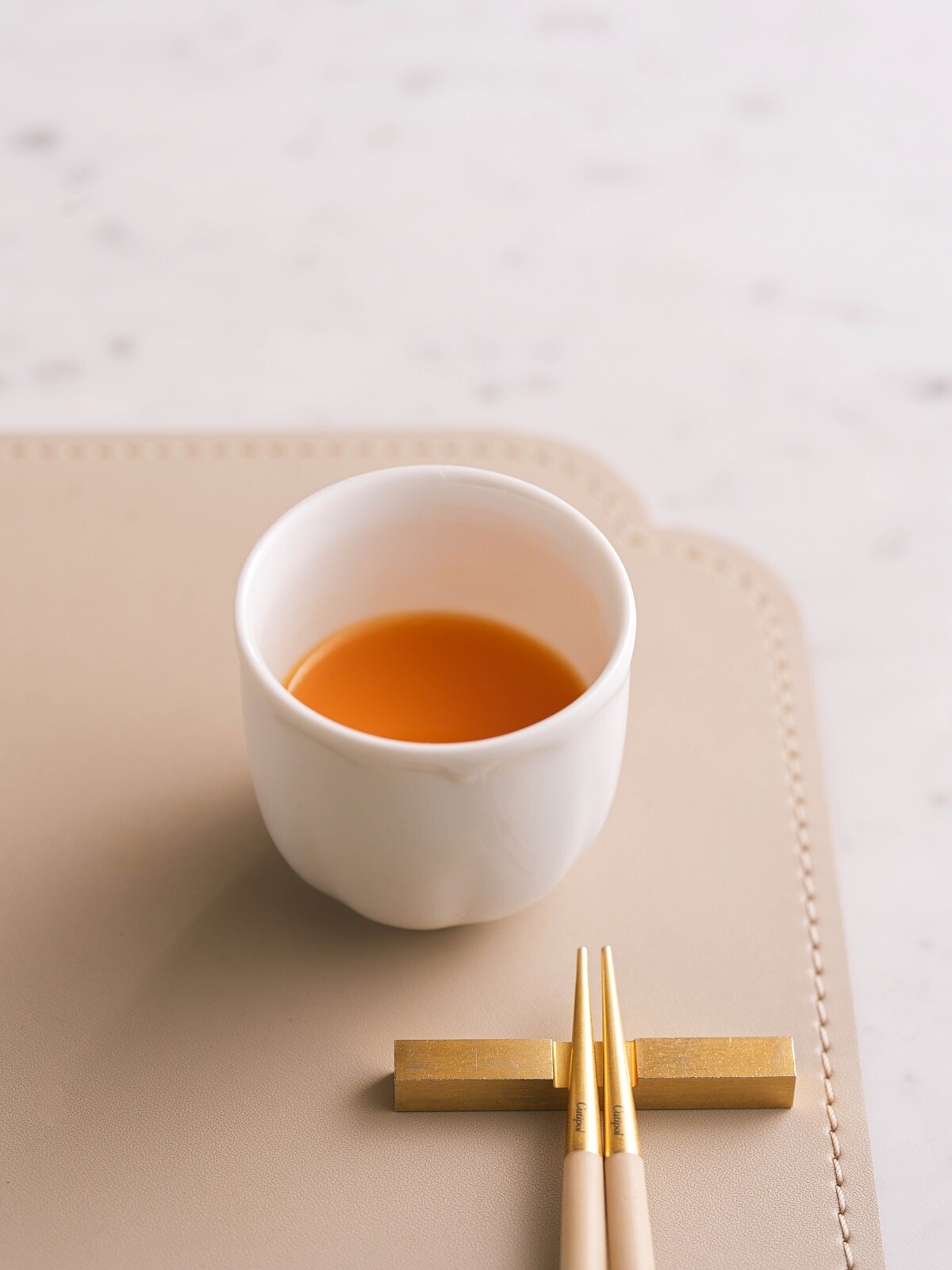 川雅「當季清口湯」，以番茄紅蘿蔔熬製