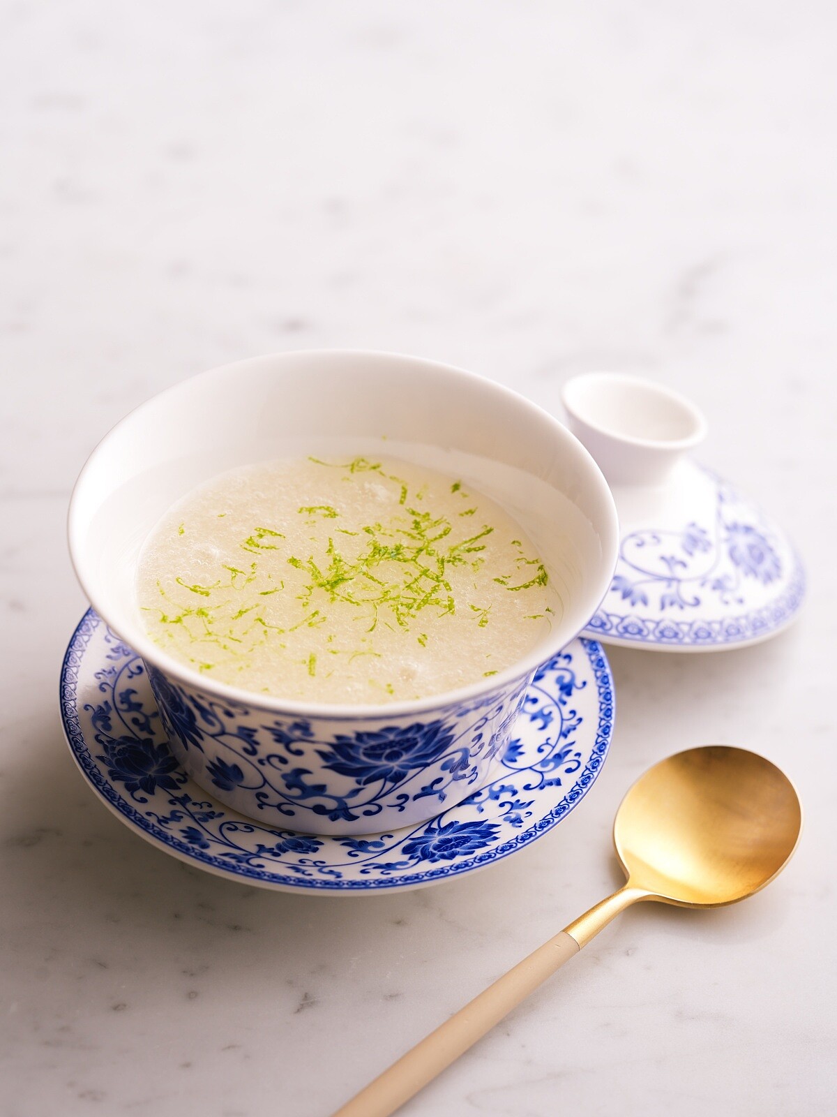 川雅甜品「蘋果雪耳蓮子湯」