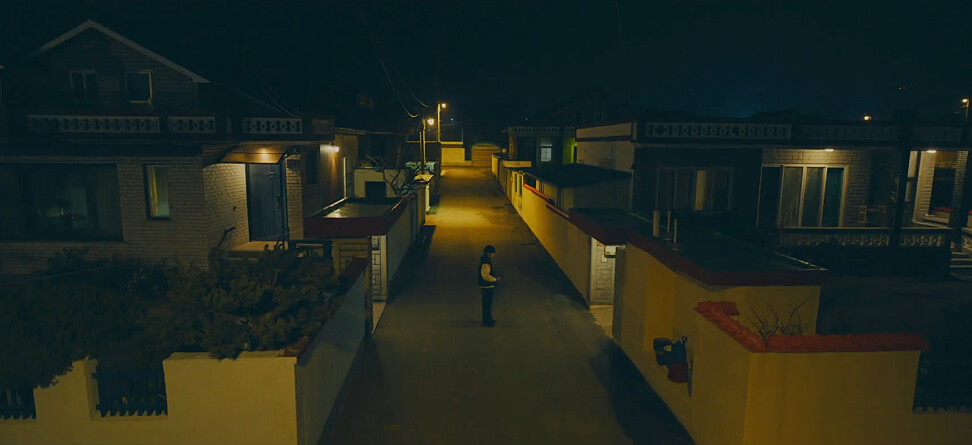 十年前，未知拒昊洙假好心，丟昊洙一個人站在門外