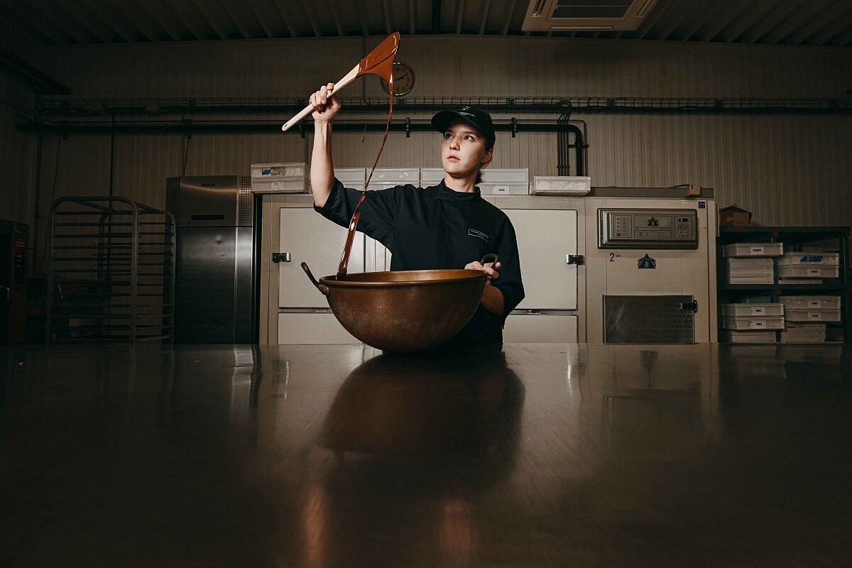 品牌不追求複雜華麗，反而是專注於層次、口感與產地個性的展現。