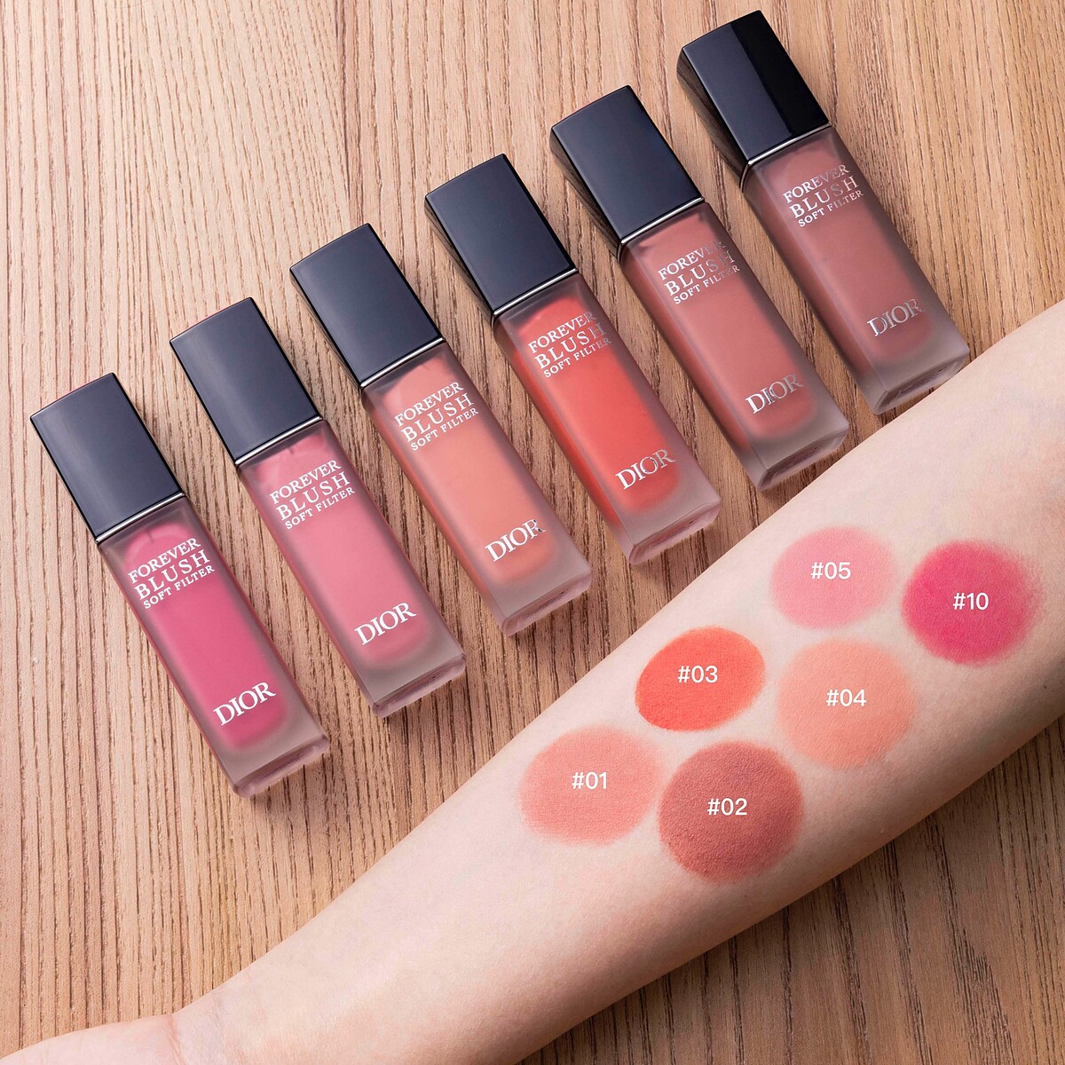 Dior迪奧超完美微醺腮紅露手部試色。(共7色)11ml，NT1,750