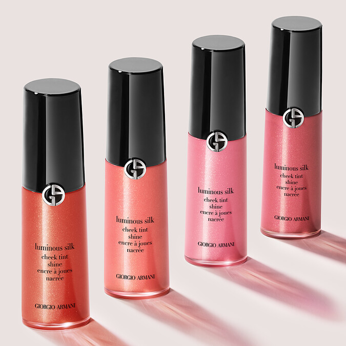 Armani Beauty亞曼尼輕透亮絲光亮采腮紅露(全4色)，NT1,800(Armani Beauty亞曼尼輕透亮絲光亮采腮紅露(全4色)，NT1800