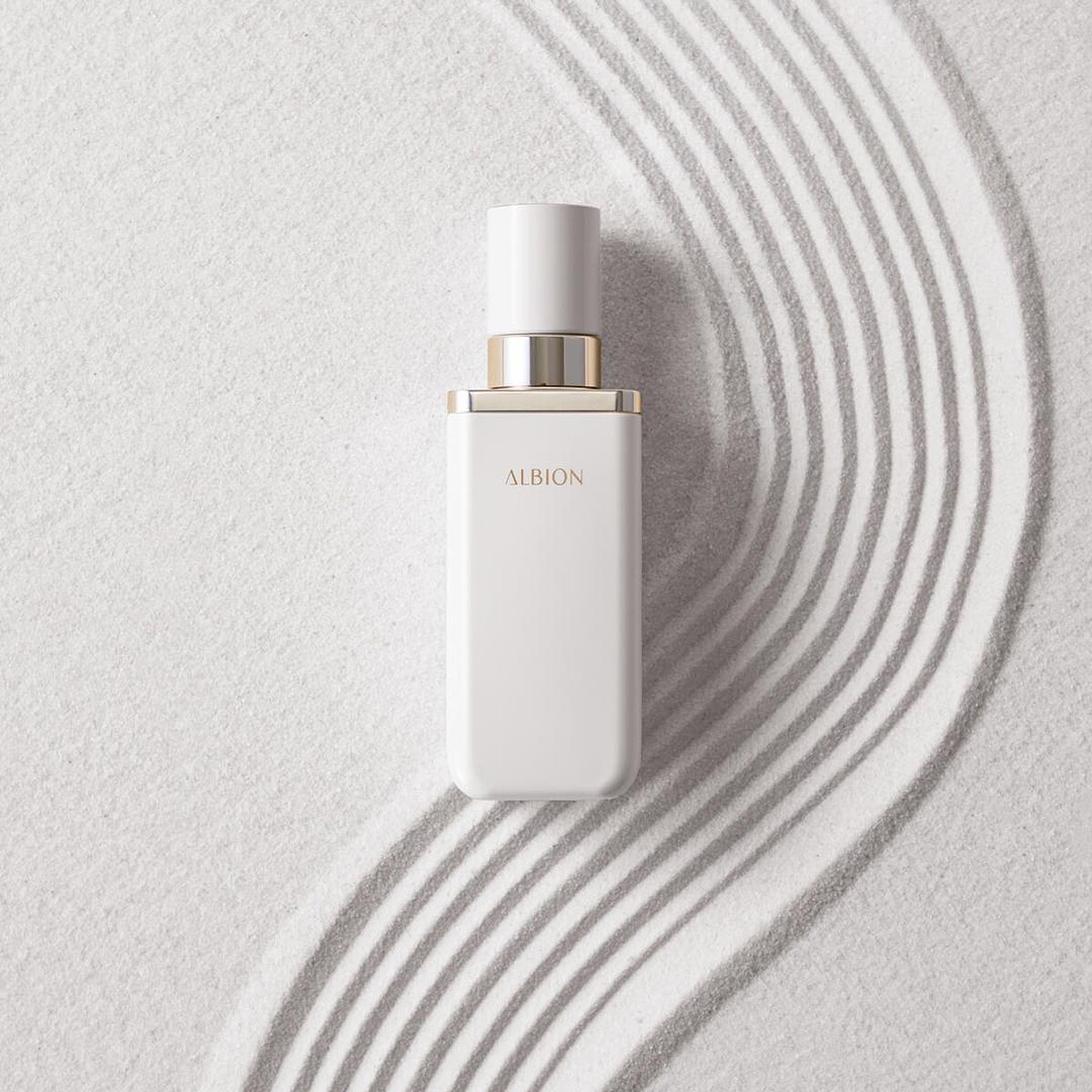 ALBION匠心凝時精萃滲透乳150g，NT10,500