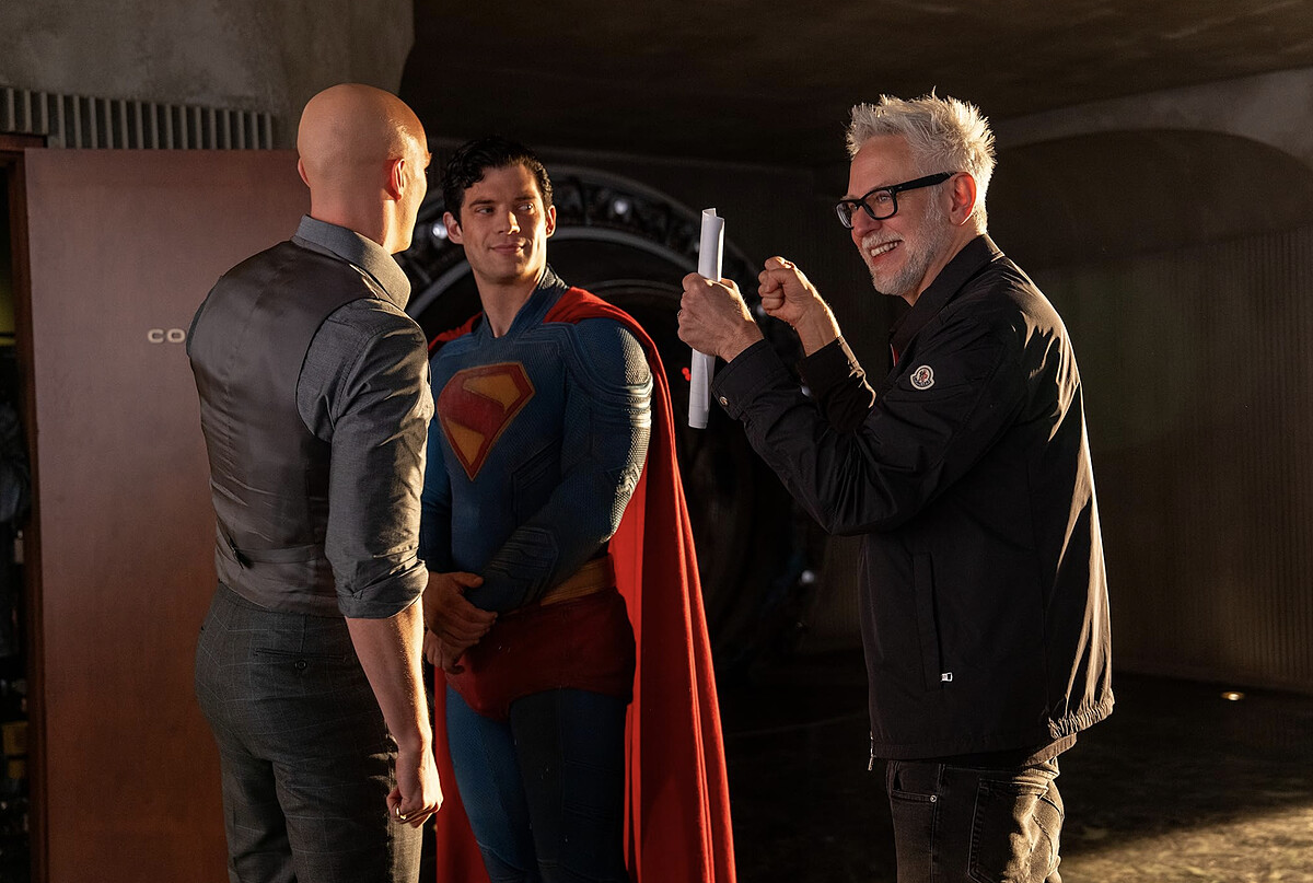 詹姆斯&middot;岡恩執導《超人》的現場。