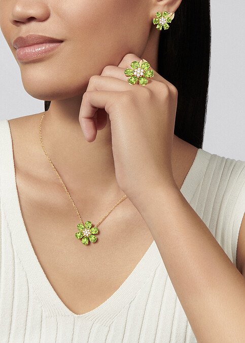 Fleurs d&rsquo;Hawa&iuml;耳環、吊墜、戒指_橄欖石