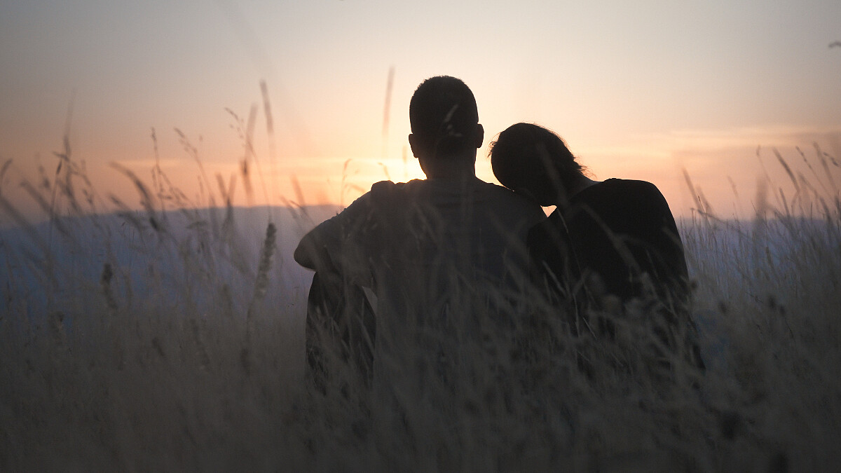 每一天都可能成為末日，所以我們能做的，只有每一天都努力別讓自己後悔的愛與被愛