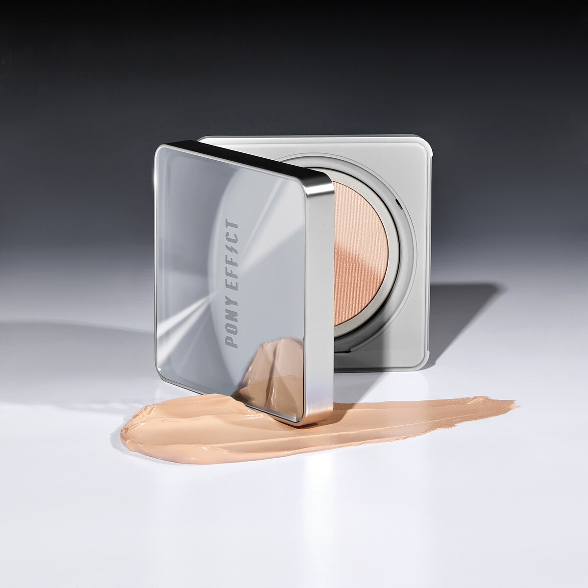 PONY EFFECT零暗沉特霧持久氣墊SPF40/PA++(共3色)，NT1,380