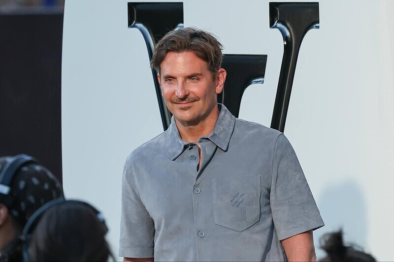 布萊德利庫柏也在電影《超人》中現身。