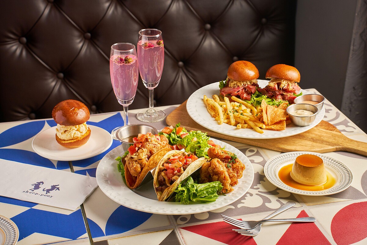 sheep+pony限定雙人組合，主打迷你豬腳漢堡與烤牛肉塔克餅