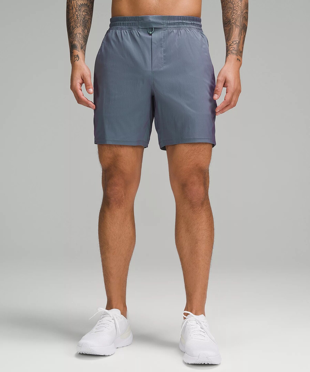 lululemon Men's Pace Breaker 無內襯短褲 7 虹彩設計 NT$2,980