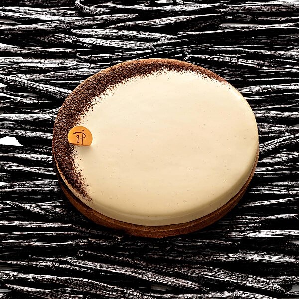 Tarte Infiniment Vanille 無盡香草塔 六吋，原價 $2,280。