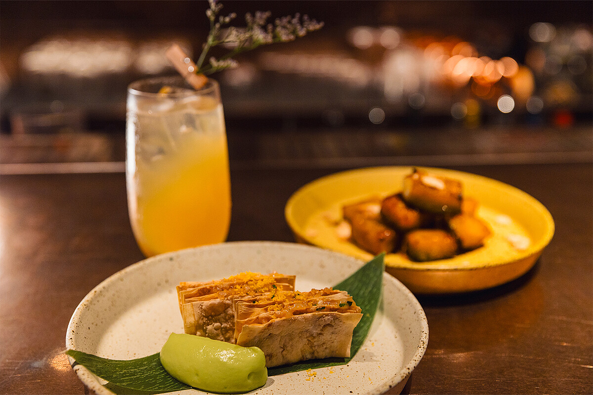 Jasmine Highball雞尾酒、刺身千層酥(Sashimi Mille Feuille)、焦糖南瓜(Caramelized Pumpkin)