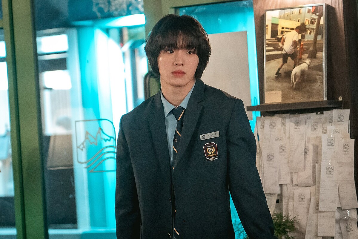 元奎彬在劇中是一位年下犬系男友。