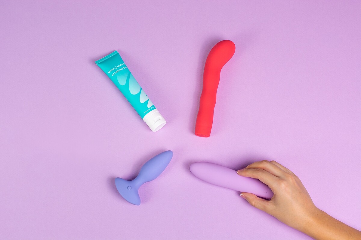 全球熱銷女性情趣品牌 Smile Makers 全新登台，與屈臣氏推動性健康日常化。圖 / Smile Makers