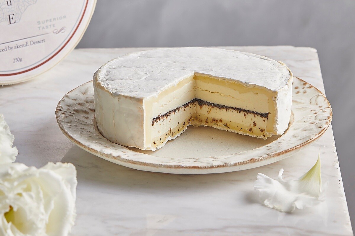 「松露卡門貝爾」。