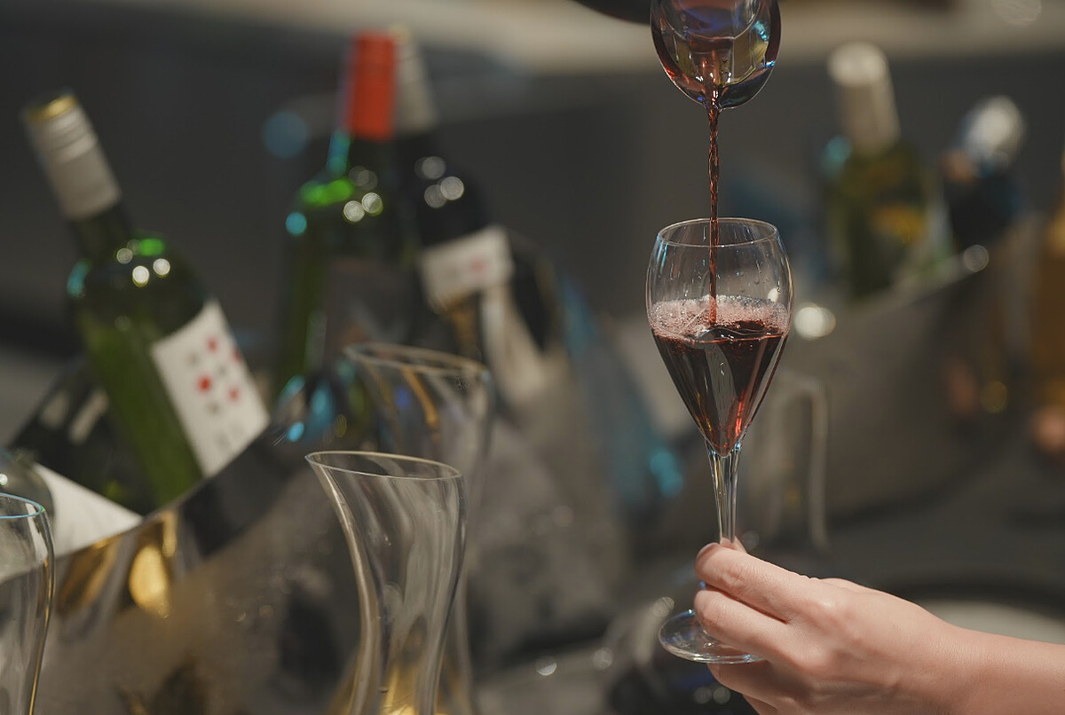 URBAN PARADISE的精品餐酒Buffet