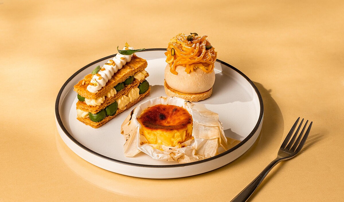 江振誠設計的星巴克甜點：玄米抹茶法式千層派、栗子甘藷蒙布朗、白味噌巴斯克起司蛋糕