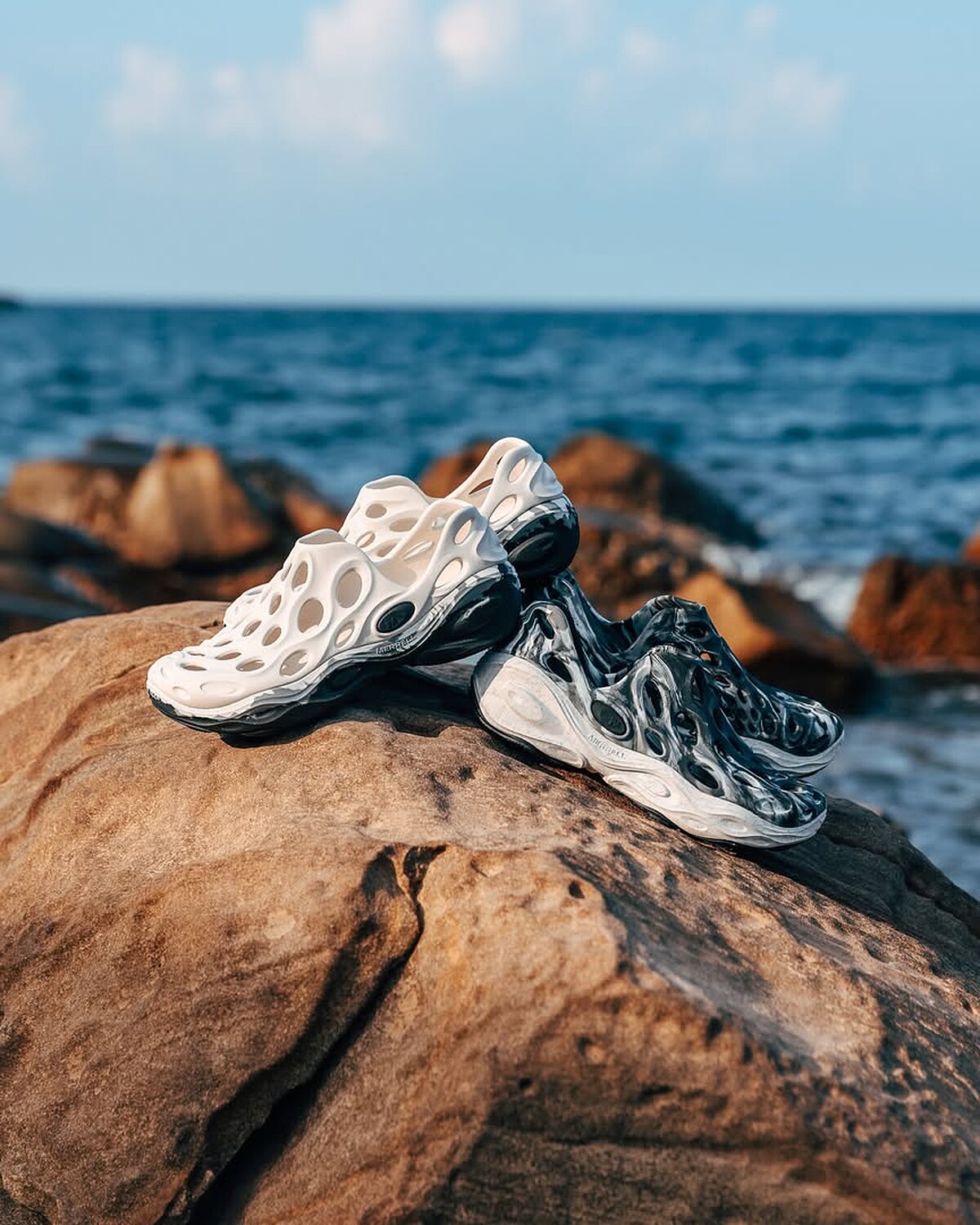 登山鞋品牌Merrell