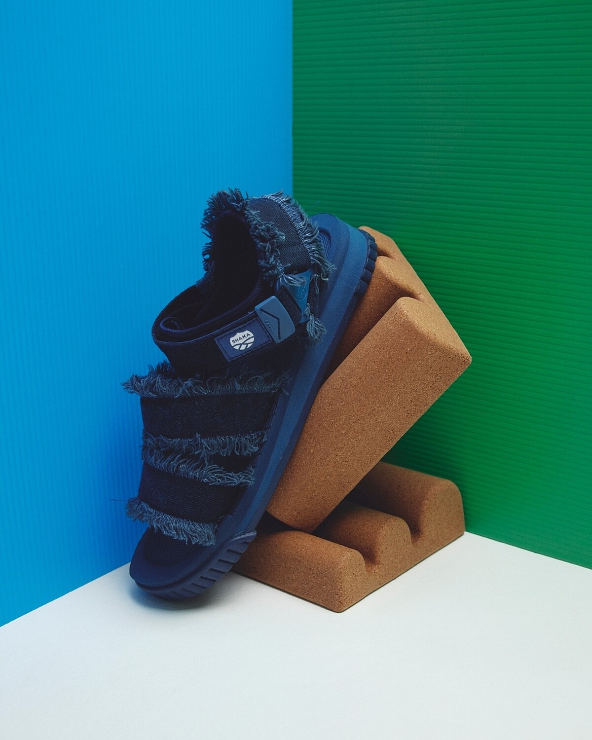 源自南非的戶外涼鞋品牌SHAKA