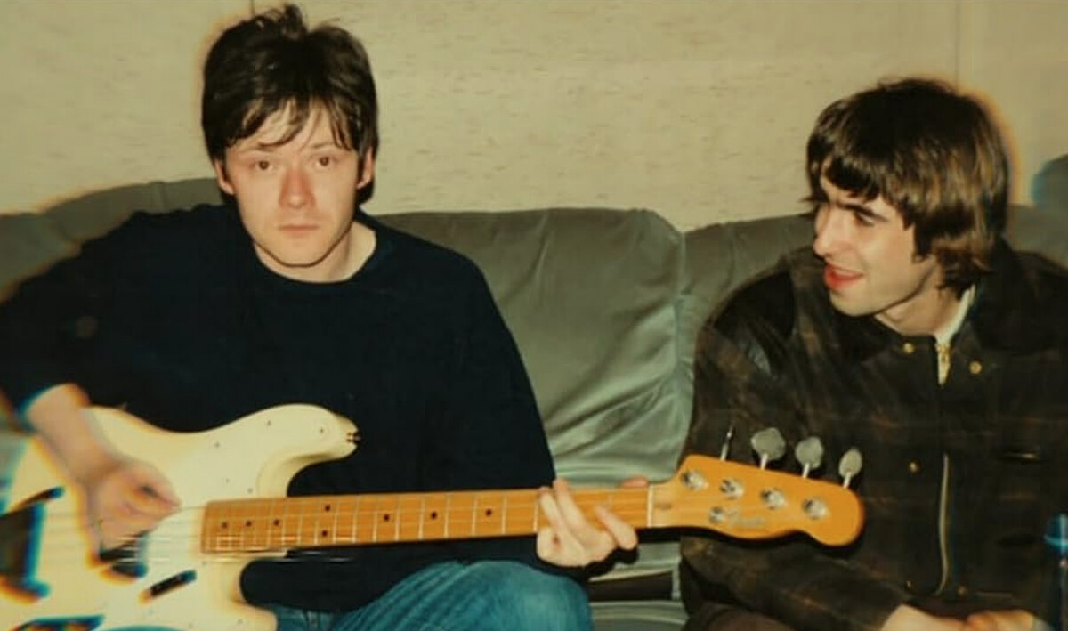 Photo / Oasis: Supersonic