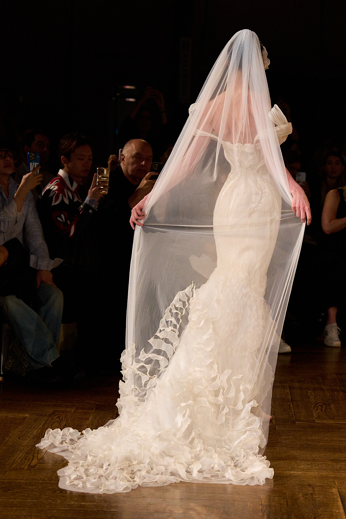 Iris van Herpen2025秋冬訂製大秀。