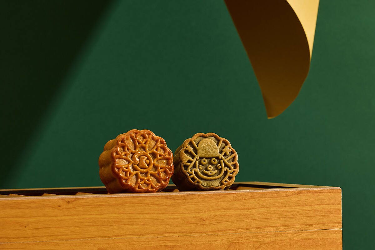 日勝生加賀屋2025中秋禮盒「韶光薈萃．秋紅耀月」