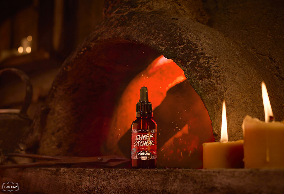 LUSH 大塊頭史圖依克頭髮及鬍鬚保養油，300ml NT900