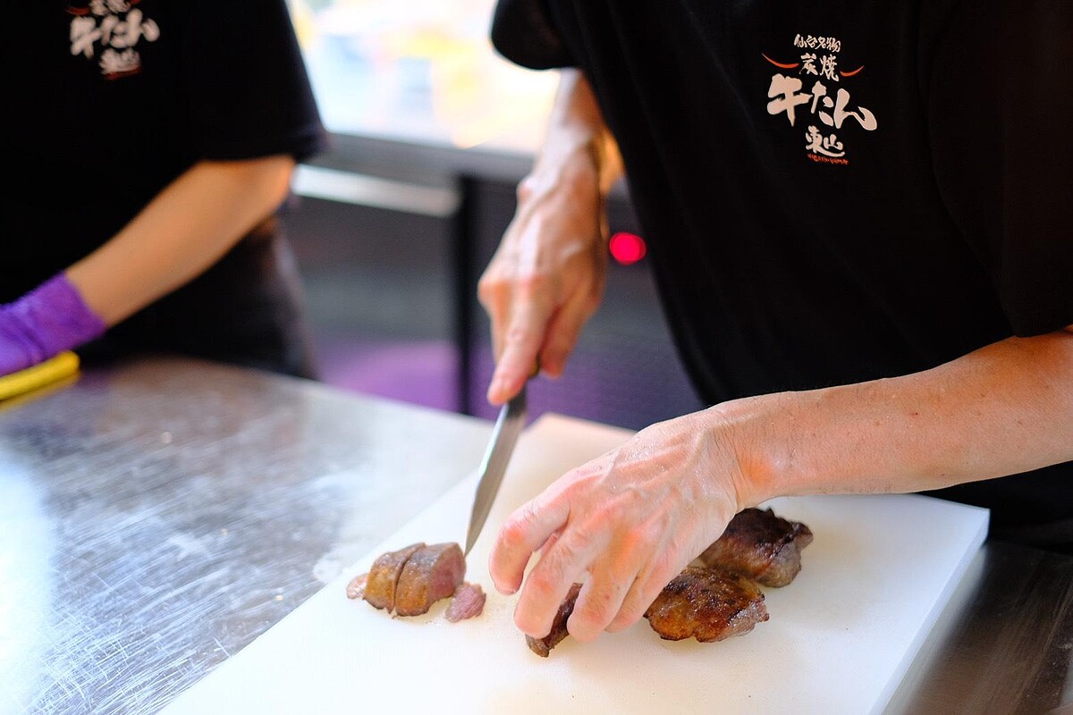 「東山牛舌」職人手藝原汁原味搬進Dream Plaza