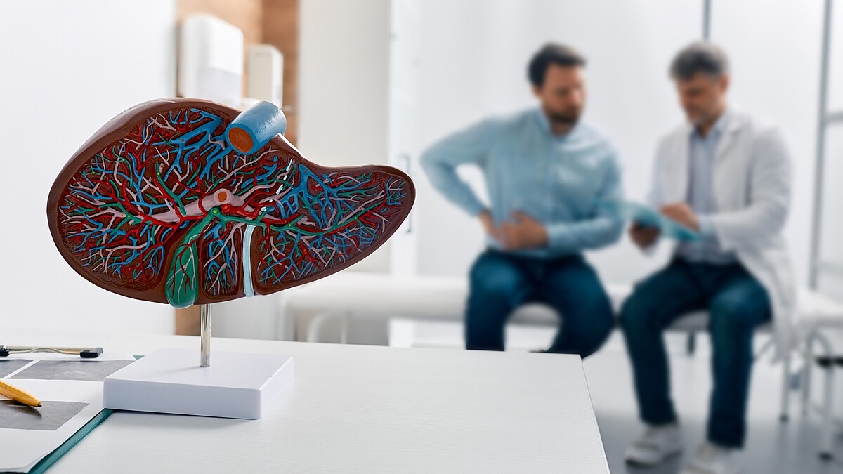 猛爆性肝炎是什麼？「這些」習慣可能引發 醫師推薦2種必吃護肝食物