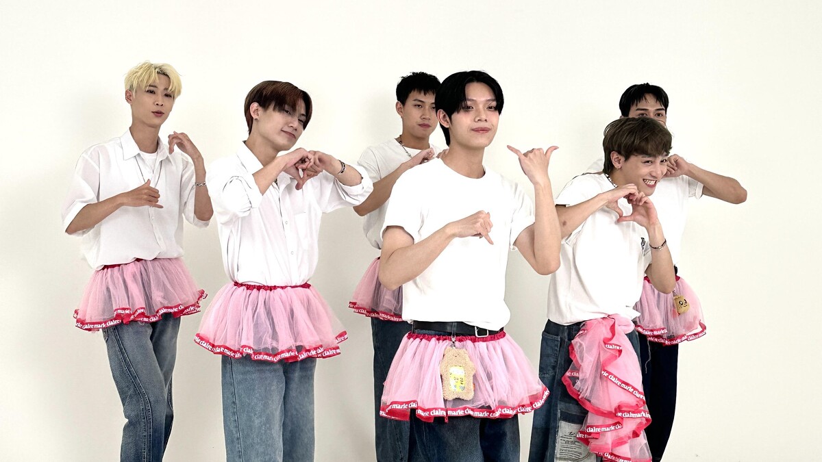 Saturnday到場探班VERA，並率先響應澎裙手勢舞