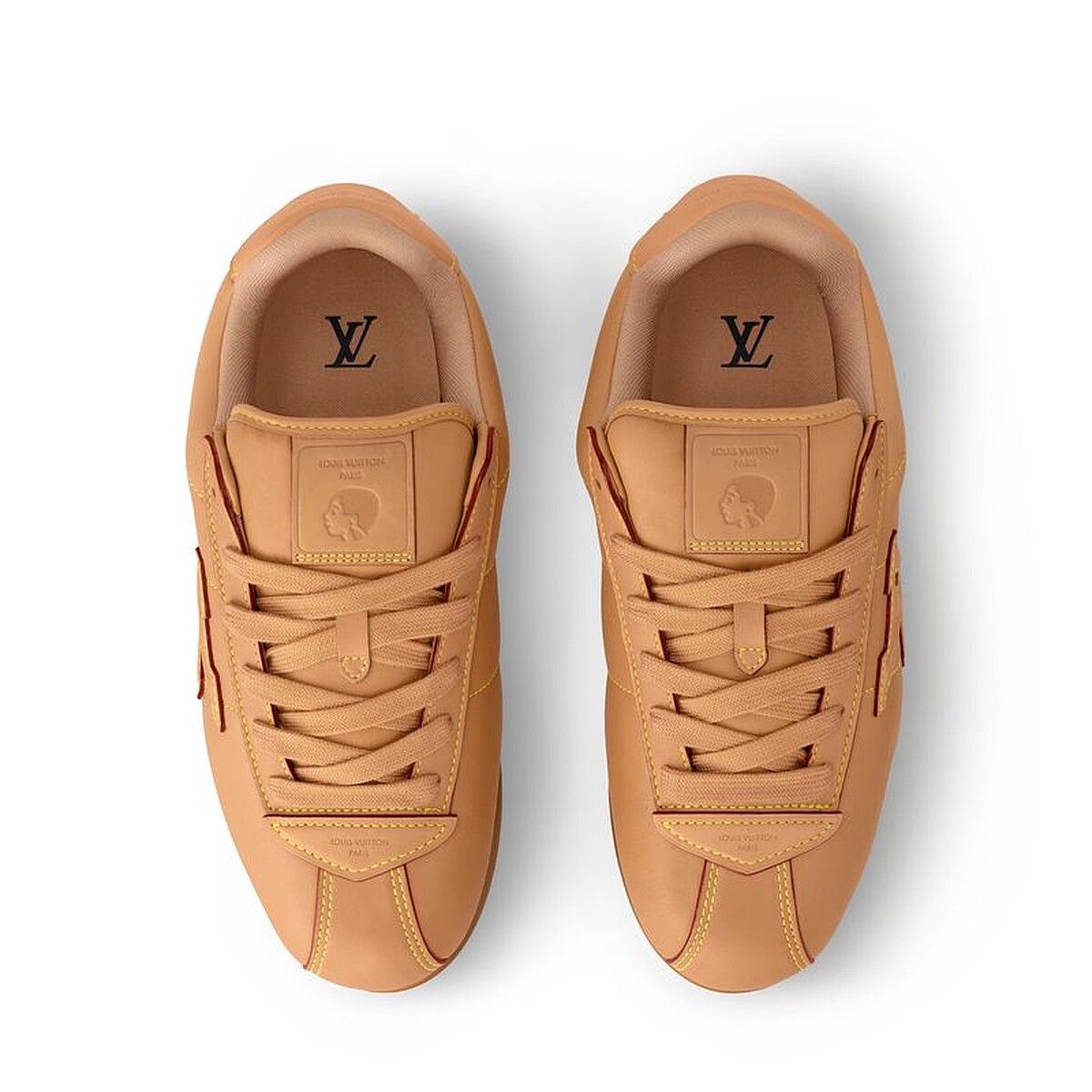 LV BUTTERSOFT 駝色運動鞋 NT$ 40,300