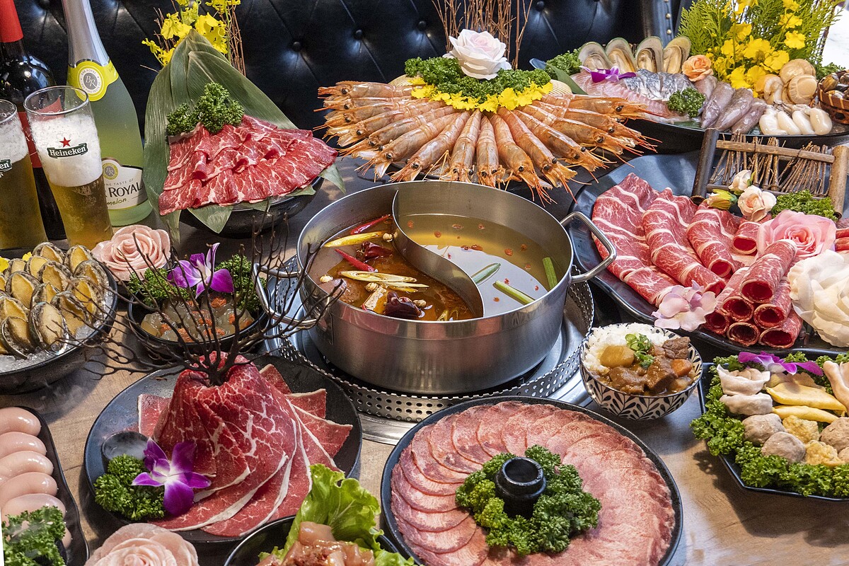 新馬辣菜色豐富。