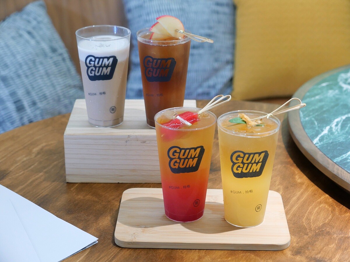 有多種無酒精飲料可供選擇。