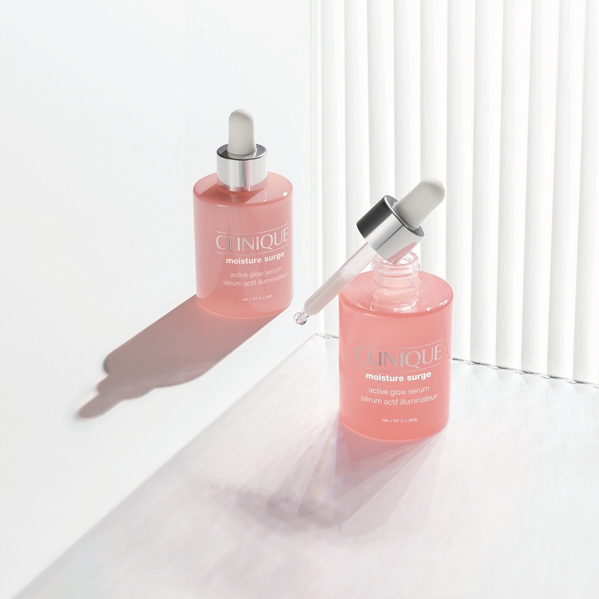 倩碧水磁場嫩亮保濕煥膚精華30ml，NT2,000、50ml，NT2,800倩碧水磁場嫩亮保濕煥膚精華30ml，NT2,000、50ml，NT2,800