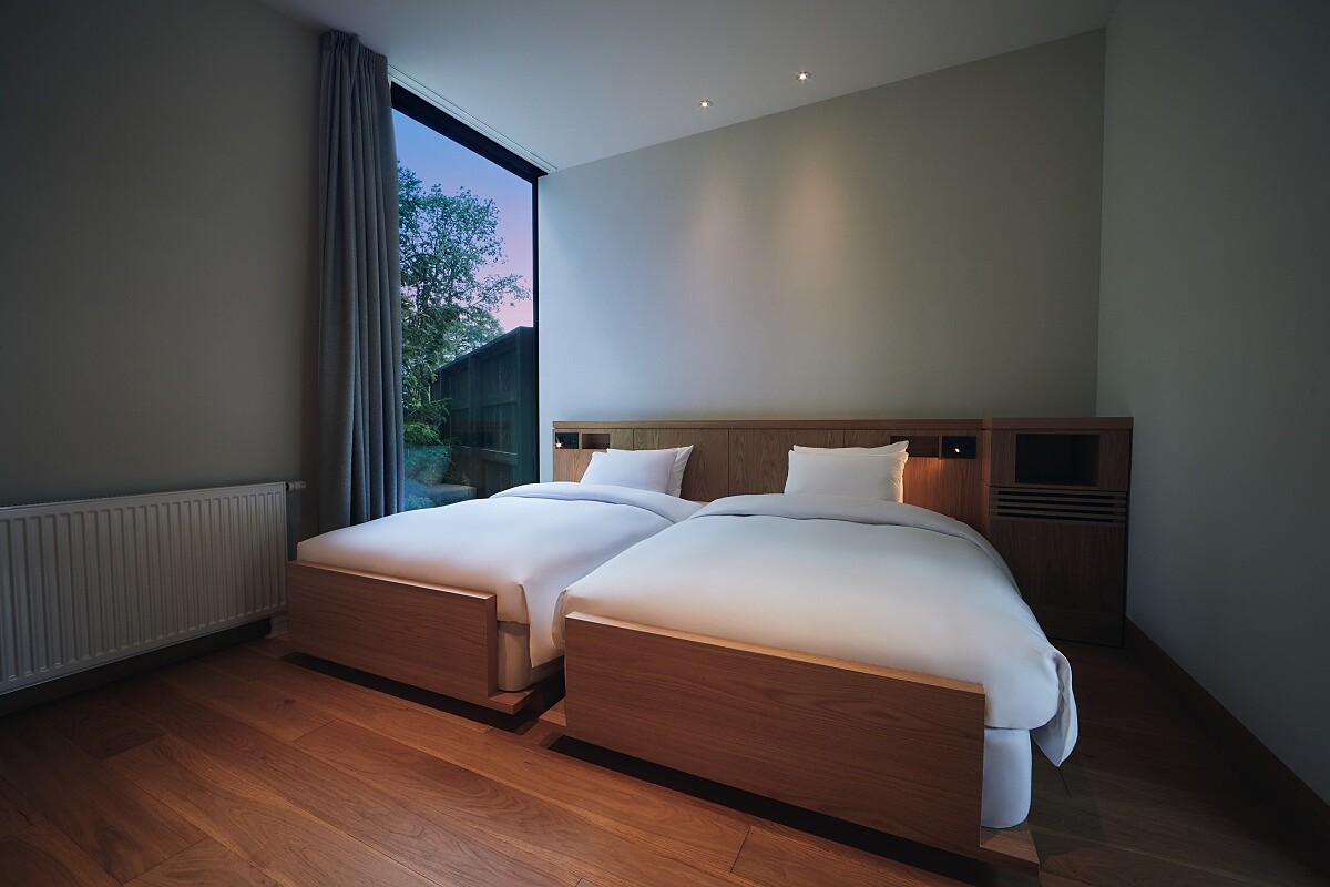 每棟 Villa 可入住四人。