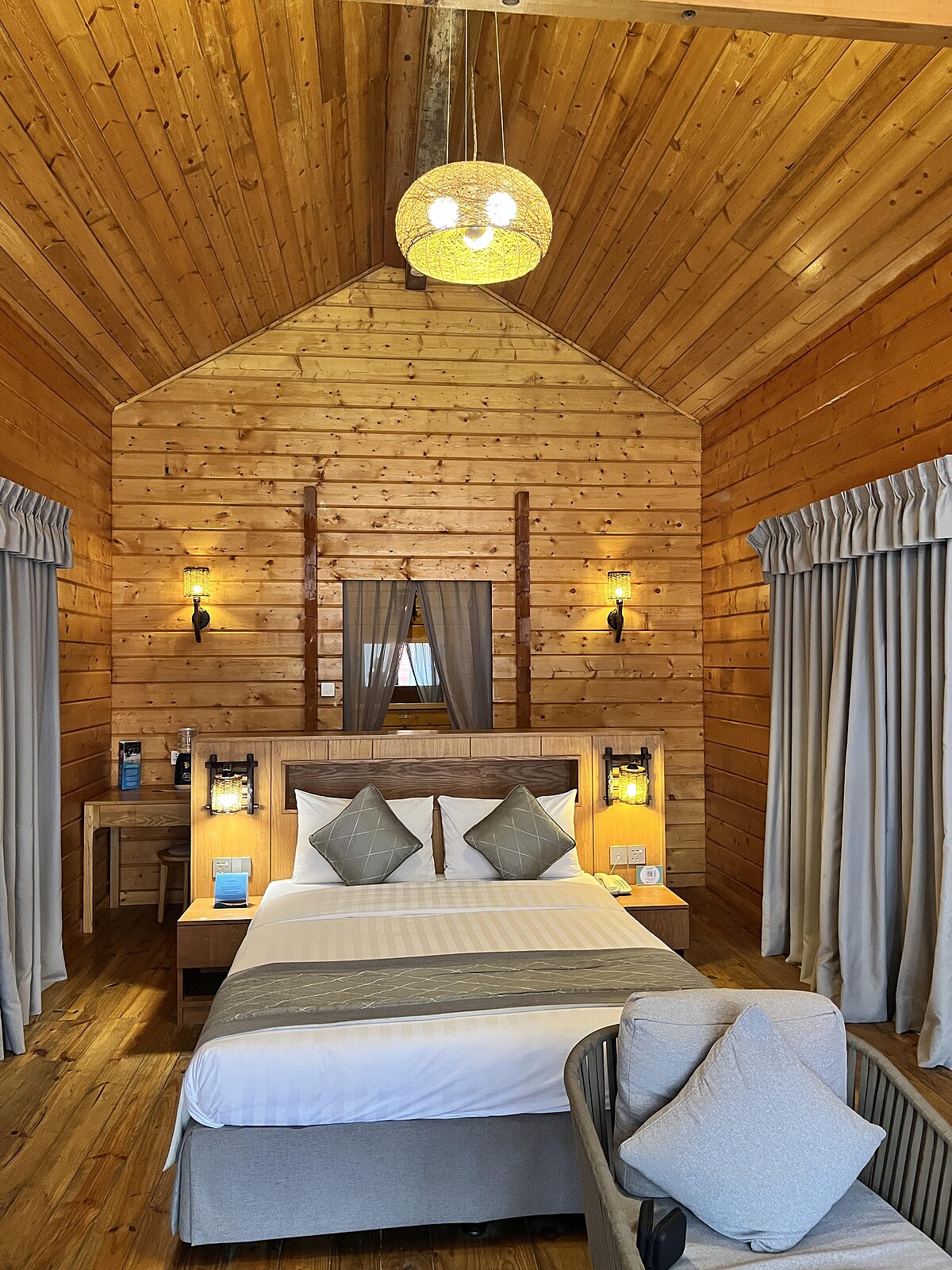 溫馨而舒適的小木屋內部｜Melody TU 採訪拍攝