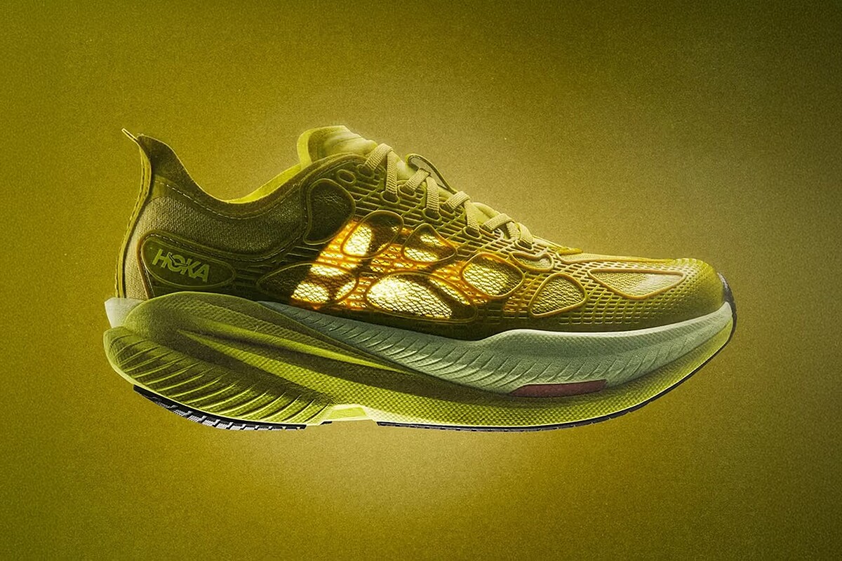 HOKA Mach X Caged 跑鞋側面