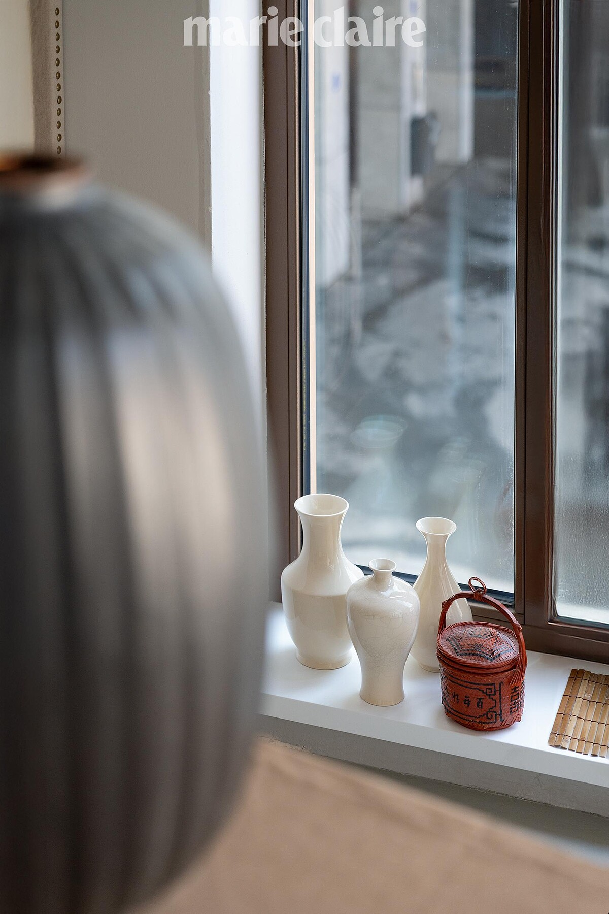 .工作室裡的擺設，是兩人生命故事濃縮。只放置幾件深具意義物品，讓空間顯得乾淨寬敞，腦袋也比較不容易打結。