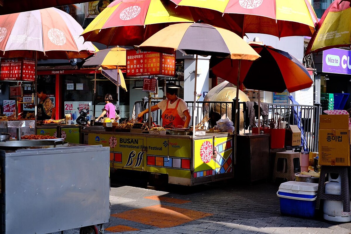 釜山BIFF廣場的街區小吃攤