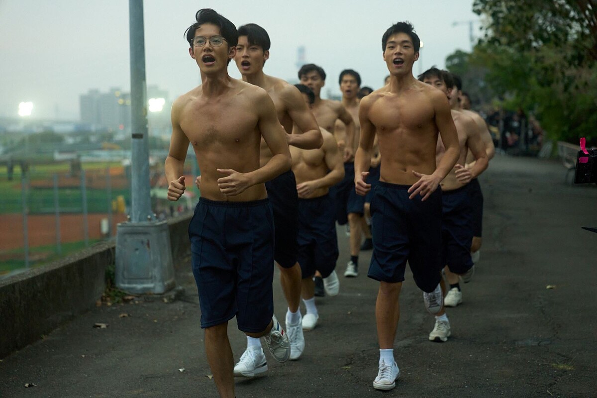 《進行曲》中管樂隊的每個成員都有好身材極高顏值。