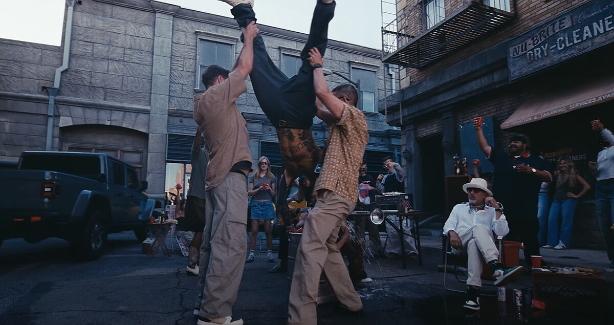 Photo / Maroon 5 YouTube