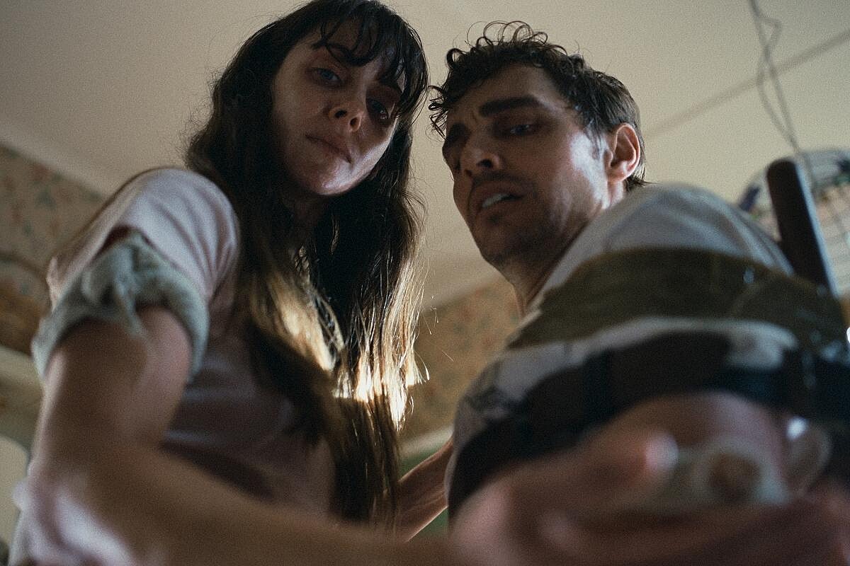 《永遠在一起》2025限制級肉體恐怖電影