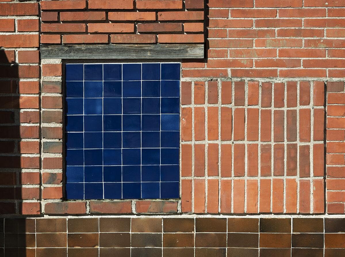 穆拉察洛實驗住宅中的材質實驗磚牆 ©Alvar Aalto Foundation