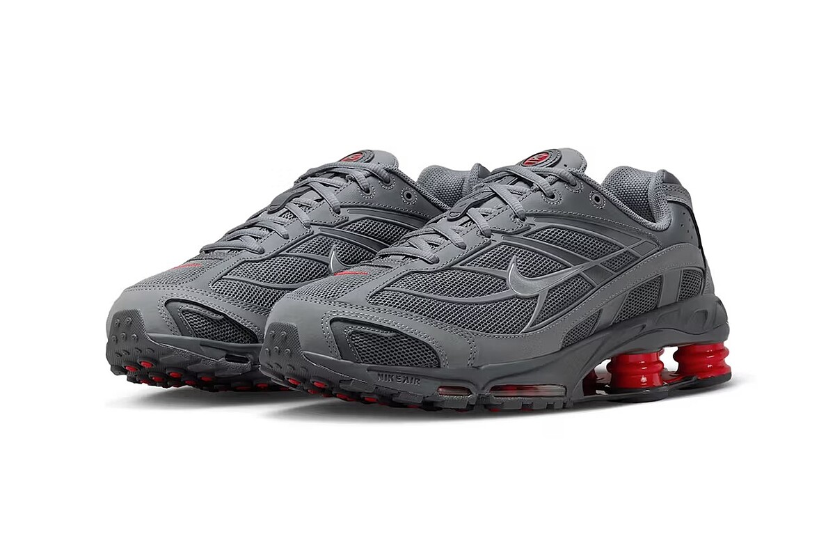 Nike Shox Ride 2 'Smoke Grey University Red' 鞋底設計，展現其高抓地力特性