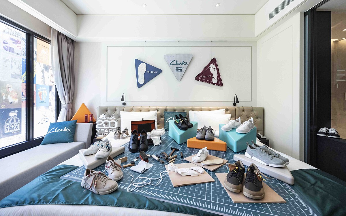 慕舍酒店 Clarks 主題房內的品牌歷史與鞋款陳設