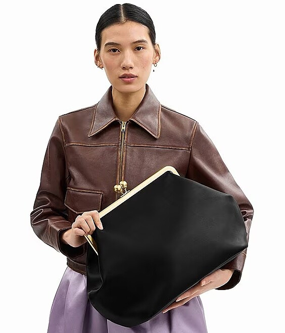 COACH Large Oversized Kisslock Frame Shoulder Clutch Bag。