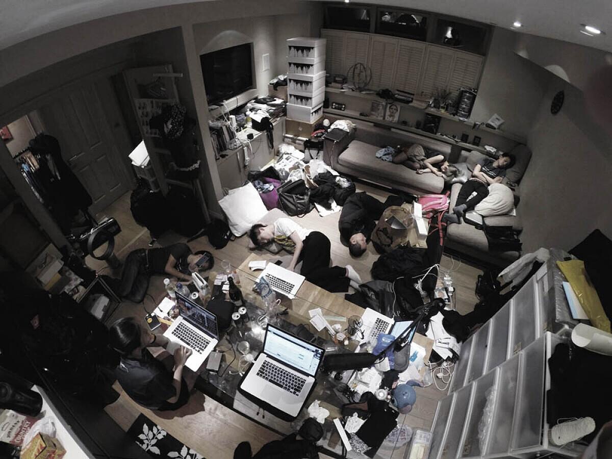 音樂製作人應奇軒和歌手閻韋伶再次攜手於倫敦時裝周進行LIVE演奏