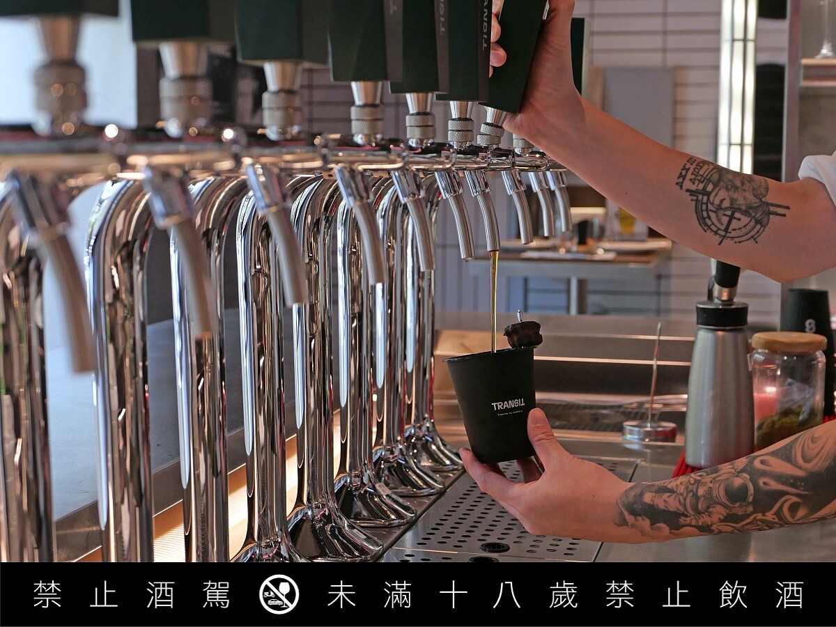 即飲價格落在NT200～280元不等。