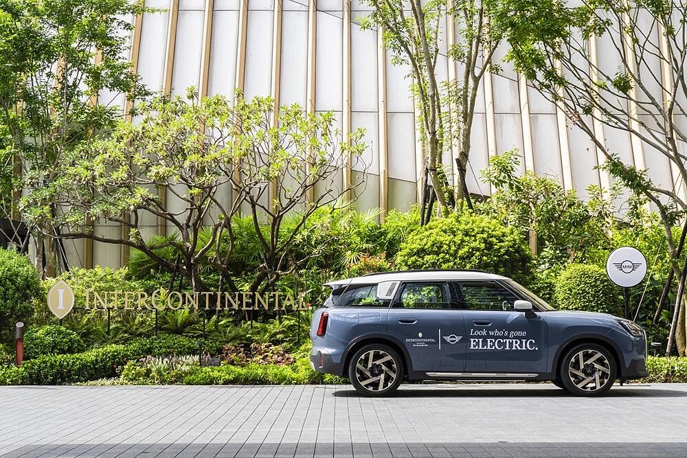 臺中勤美洲際酒店近期與 MINI Taiwan 推出聯名住房專案。